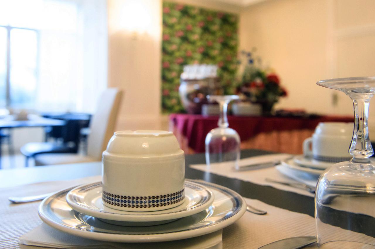 Hotel Palombella & Restaurant フロジノーネ エクステリア 写真